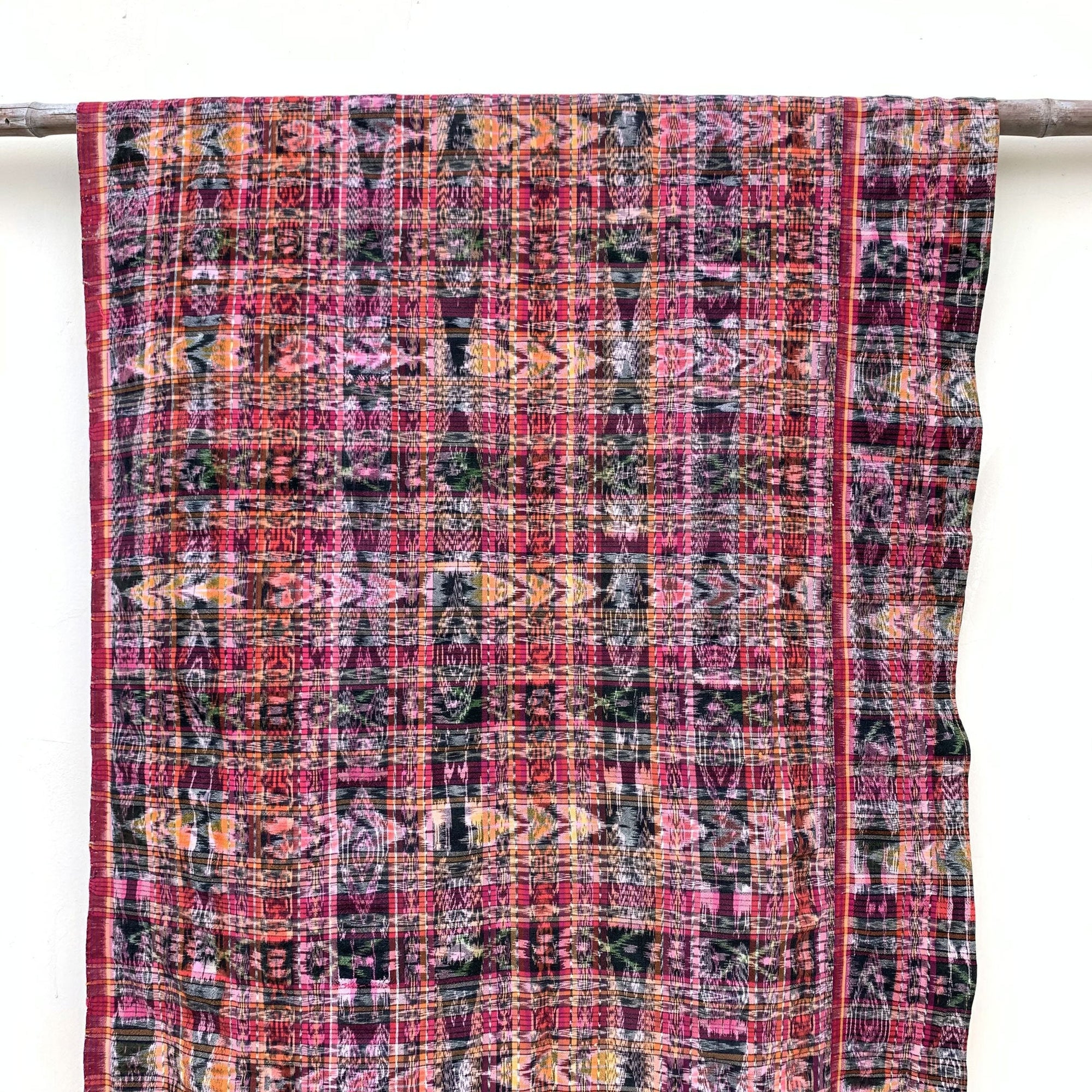 Red Vintage Corte Fabric